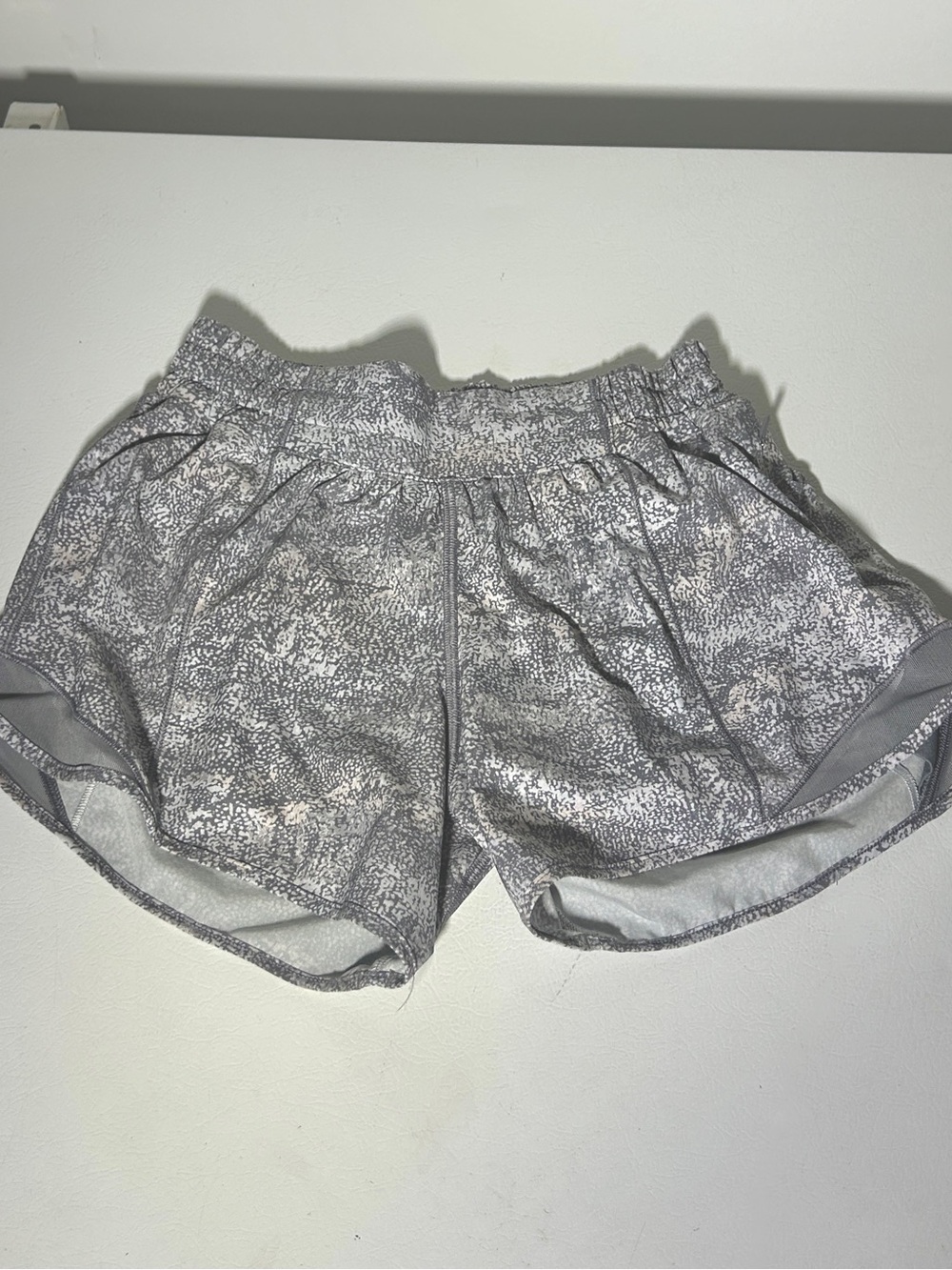 Lululemon Women's Gray Patterned Athletic Shorts